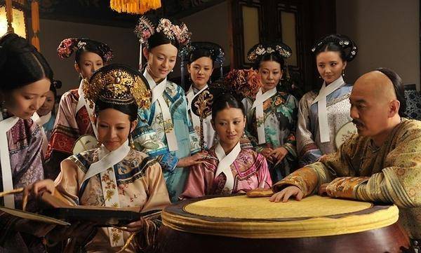 甄嬛传 游戏_甄嬛传游戏情侣id_甄嬛传游戏攻略
