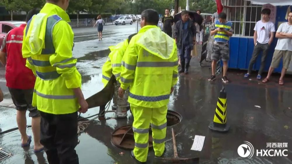 北京下雨积水_北京暴雨积水点_北京暴雨积水死亡人数