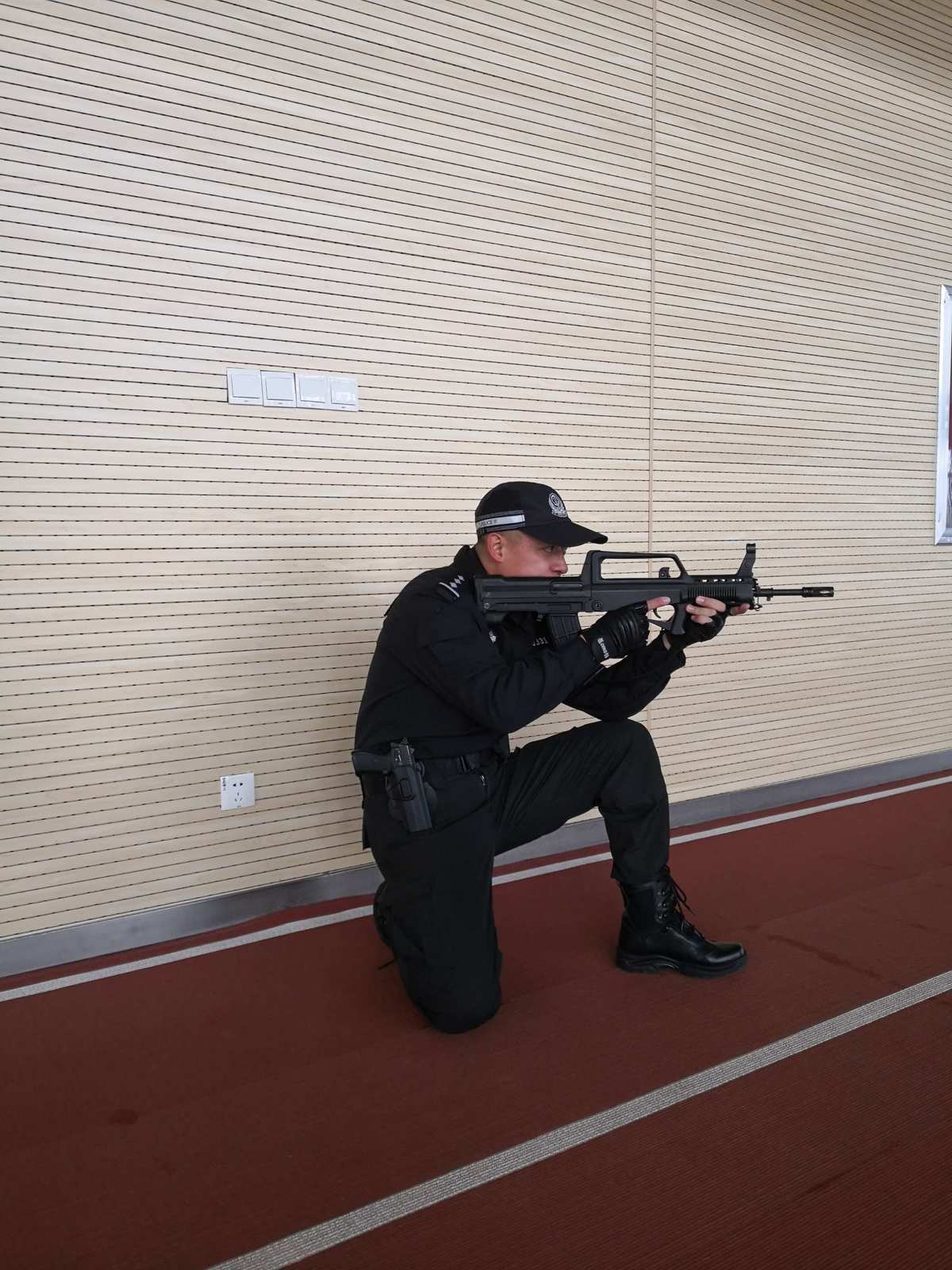 体感枪玩射击游戏_游戏体感枪_枪击体感游戏