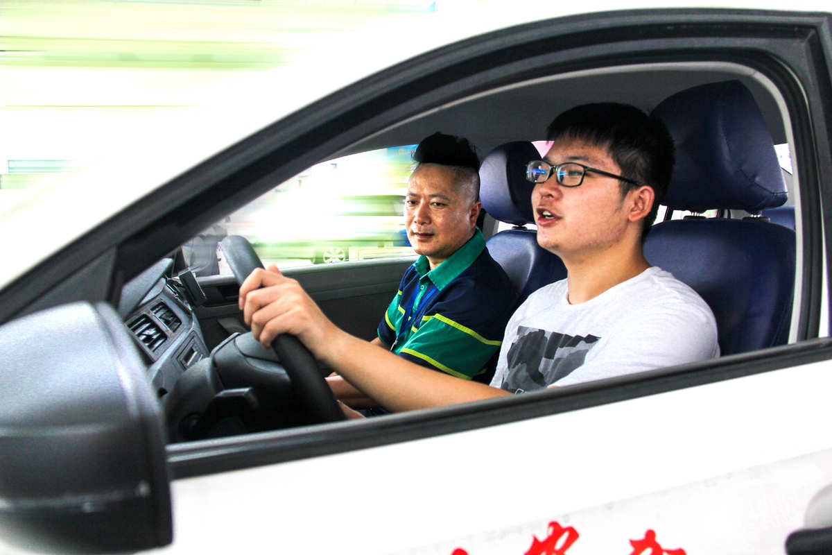 驾校一点通2022下载_驾校一点通在哪下载_驾校点点通app