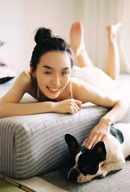 大胸美女裸照_大胸美女裸照_大胸美女裸照