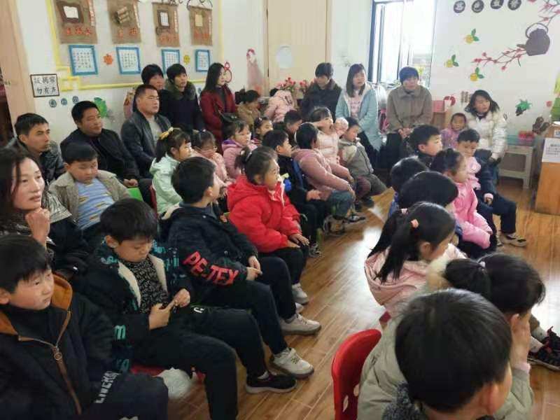 北朝鲜高级売春女bt_卡通卫衣女春_春之女