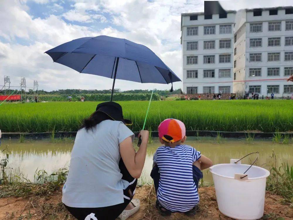种地吊鱼的手机游戏_可以盖房子种地的游戏_火焰吊鱼
