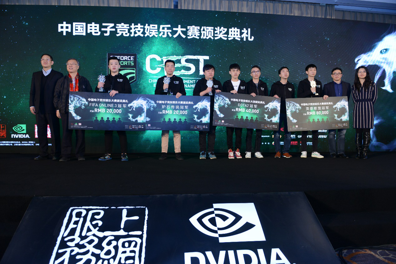 手机玩pve游戏_玩手机游戏的好处_玩手机游戏用英语怎么说