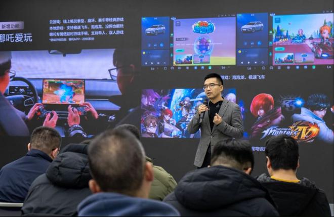 手机游戏手机_手机游戏人多_手机上的游戏多人游戏