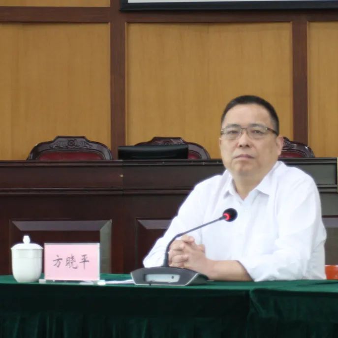 小潮院长图片_院长图片头像_医院院长图片头像