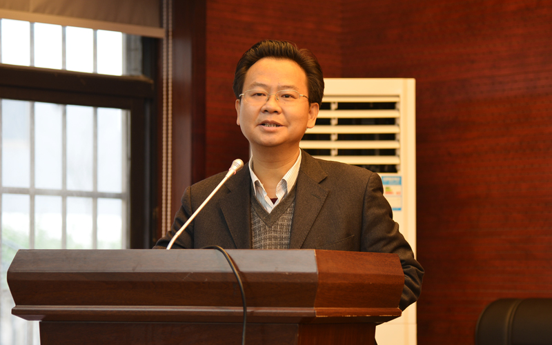 小潮院长图片_院长图片头像_医院院长图片头像