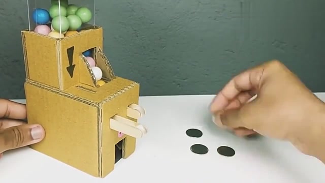 纸板机器人图片大全_纸板机器人简易制作过程_纸板机器人游戏下载手机版