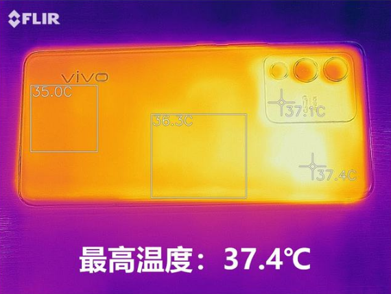 让手机发烫的游戏_玩会游戏手机烫的不行_手机玩游戏变得发烫