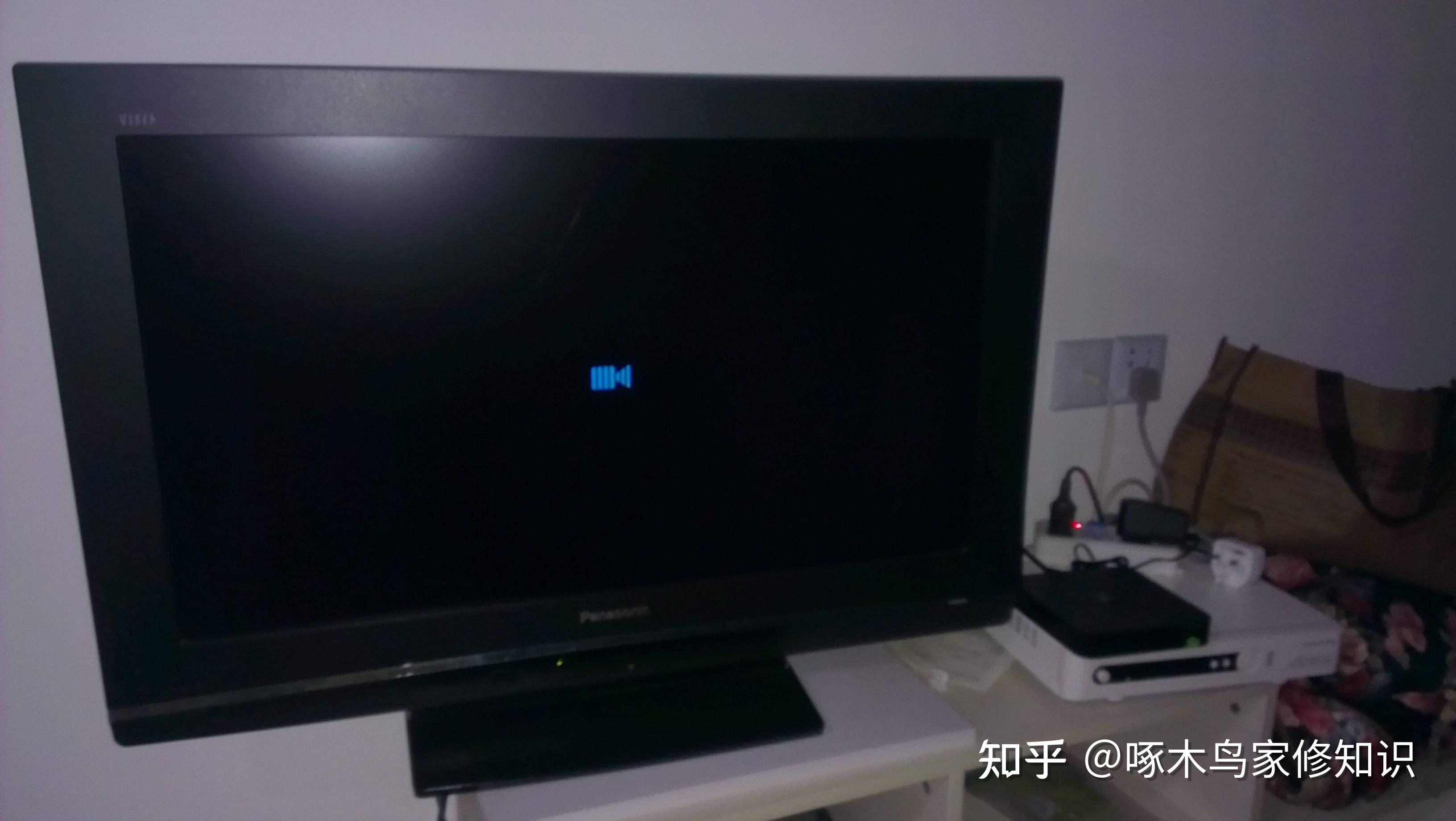 手机玩游戏不动桌面黑屏_黑屏游戏什么意思_黑屏桌面动玩手机游戏怎么办