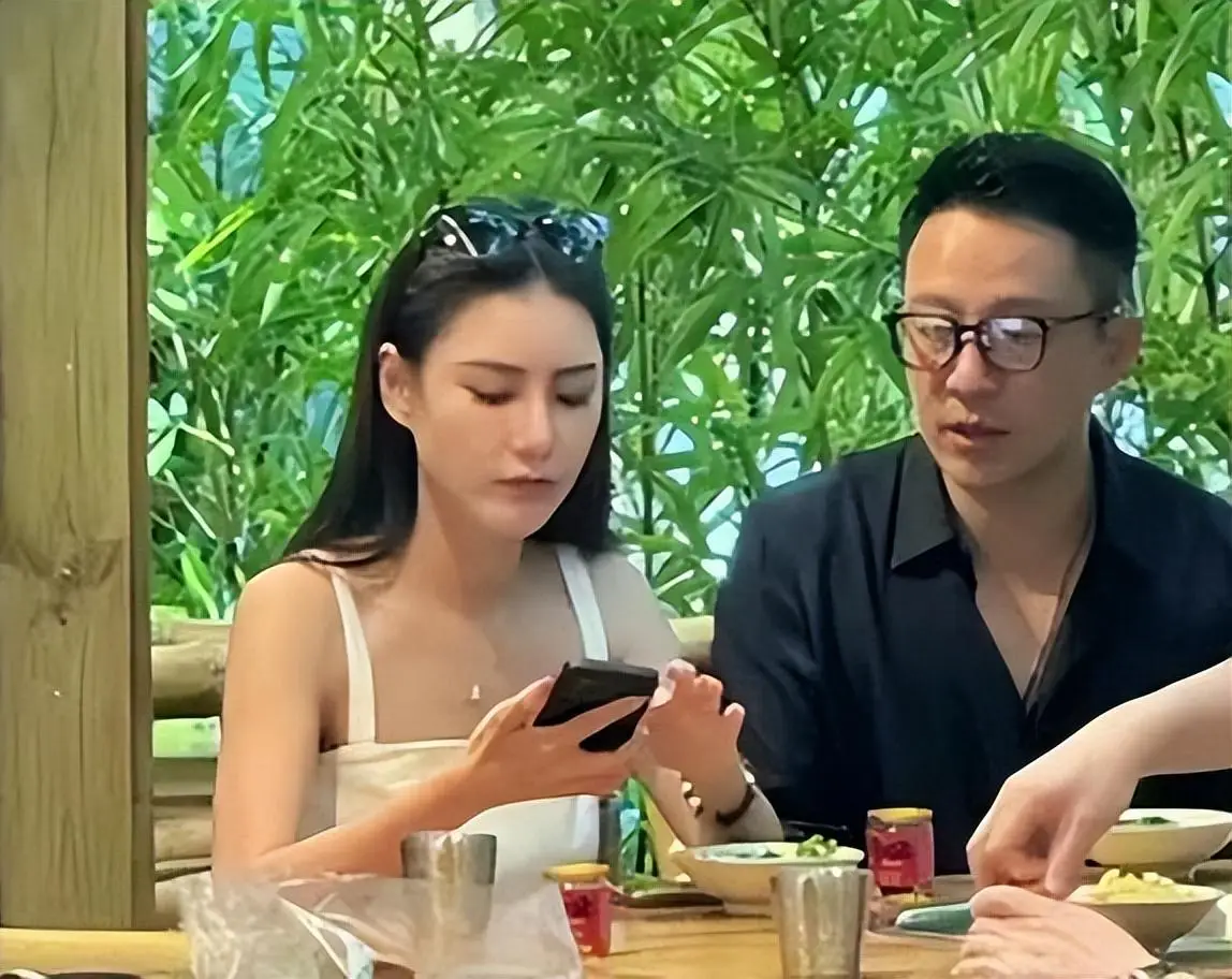 video.js播放m3u8_vue播放m3u8_m3u8怎么在电脑上播放