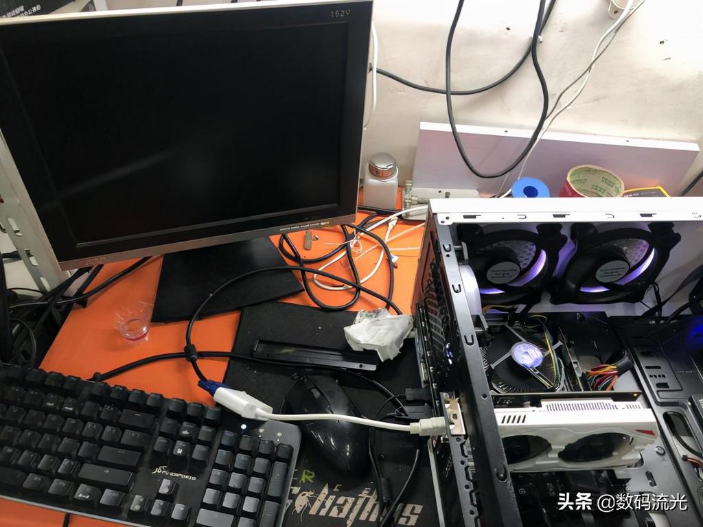 电脑风扇转一下停一下开不了机-电脑突然罢工无法开机，是风扇坏了还是硬件故障？