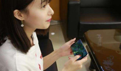 手机游戏女生_手机手机游戏女生_手机女生游戏模拟器