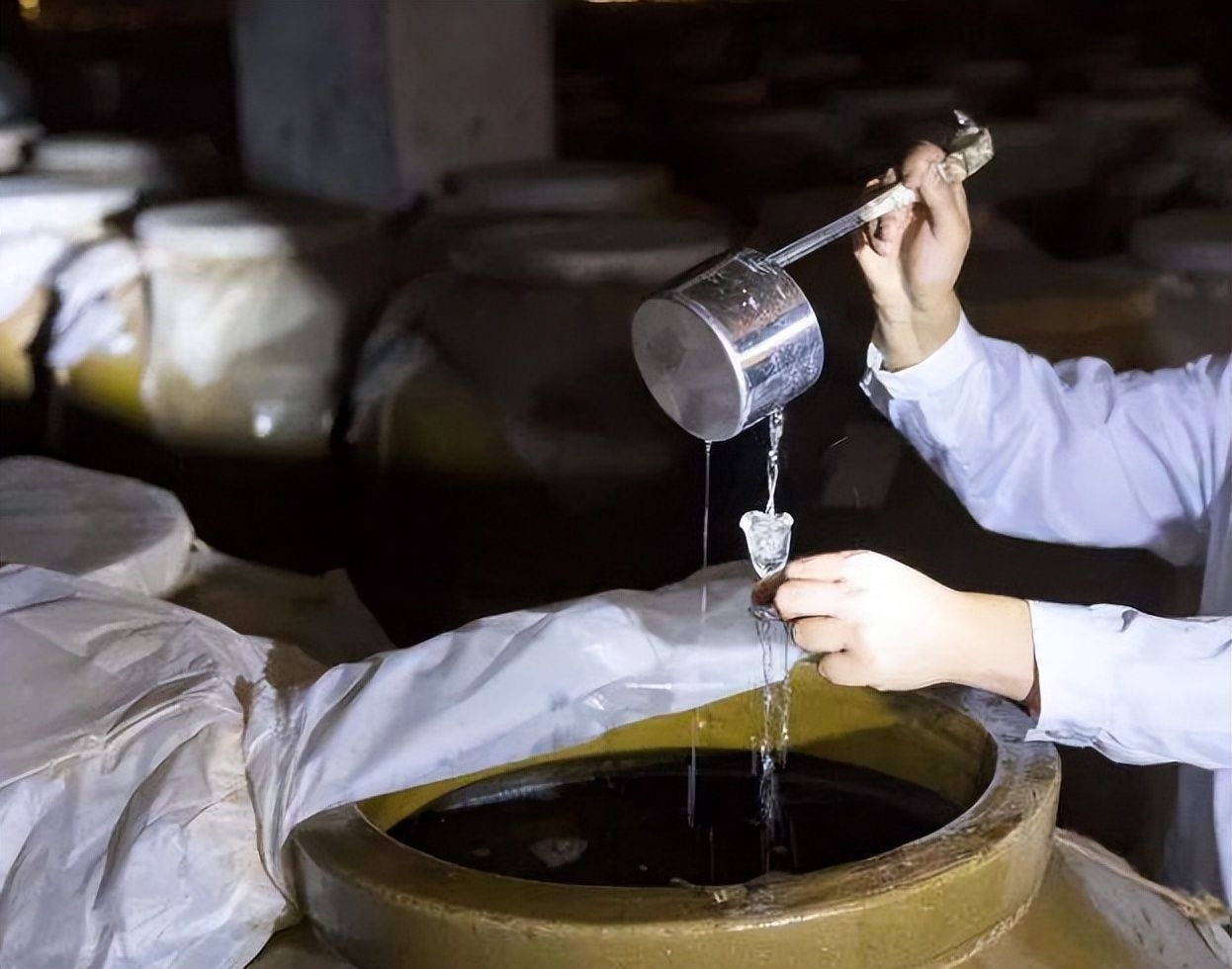 网上说的茅台酒免费送_网上免费领取的茅台酒是真的吗_网上茅台免费领一箱是不是真的