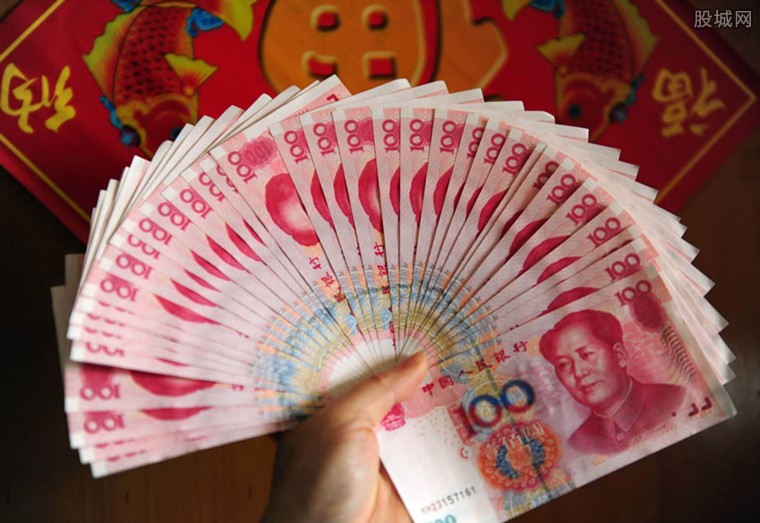 加班工资是按天算还是按小时算_51加班哪天是三倍工资呢_加班工资的天数是按什么计算的