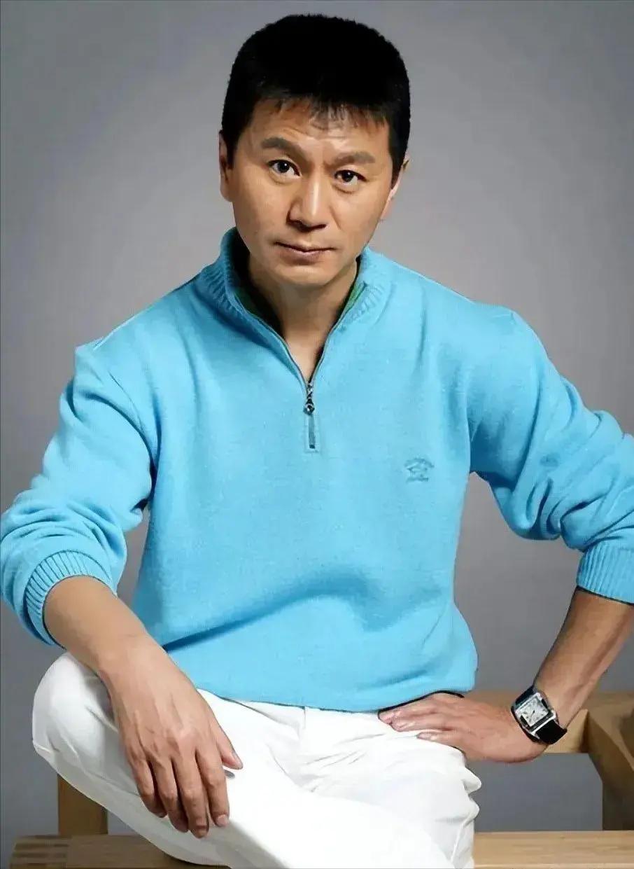 友谊爱情的诗句_友谊爱情责任感等属于_爱情与友谊