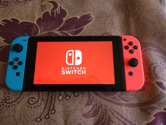手机游戏对比switch-手机游戏与 Switch 游戏，谁更能抓住玩家的心？